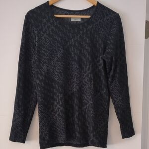 Athleta organic cotton basic layer long sleeves Black Patterned Women's Sweater